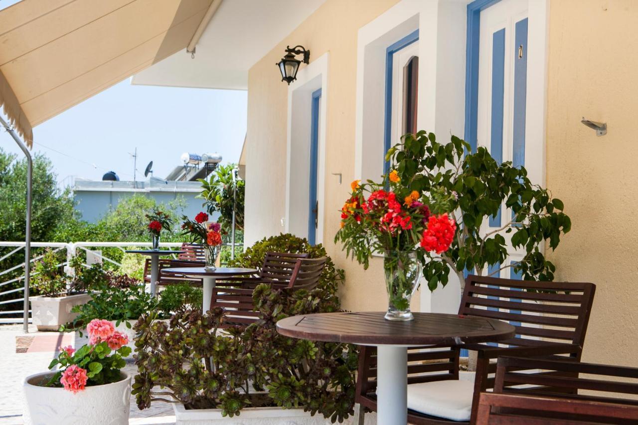 Tzivras Villa & Apartments Lassi  Rom bilde