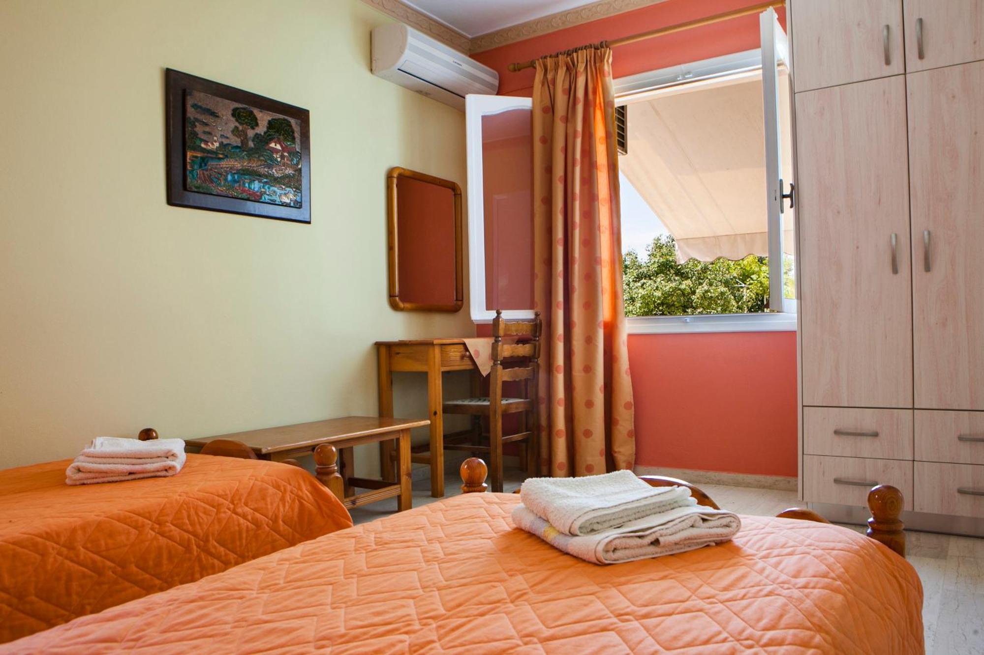 Tzivras Villa & Apartments Lassi  Rom bilde