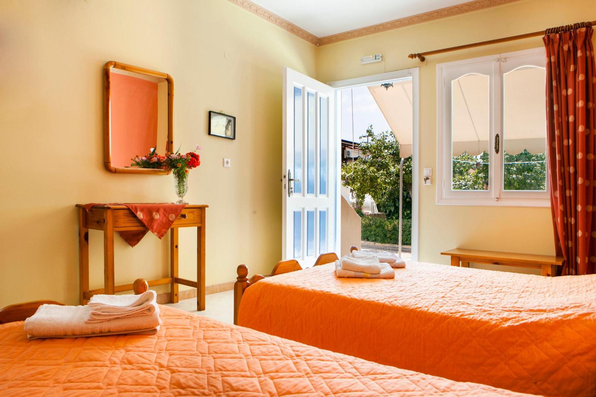 Tzivras Villa & Apartments Lassi  Rom bilde
